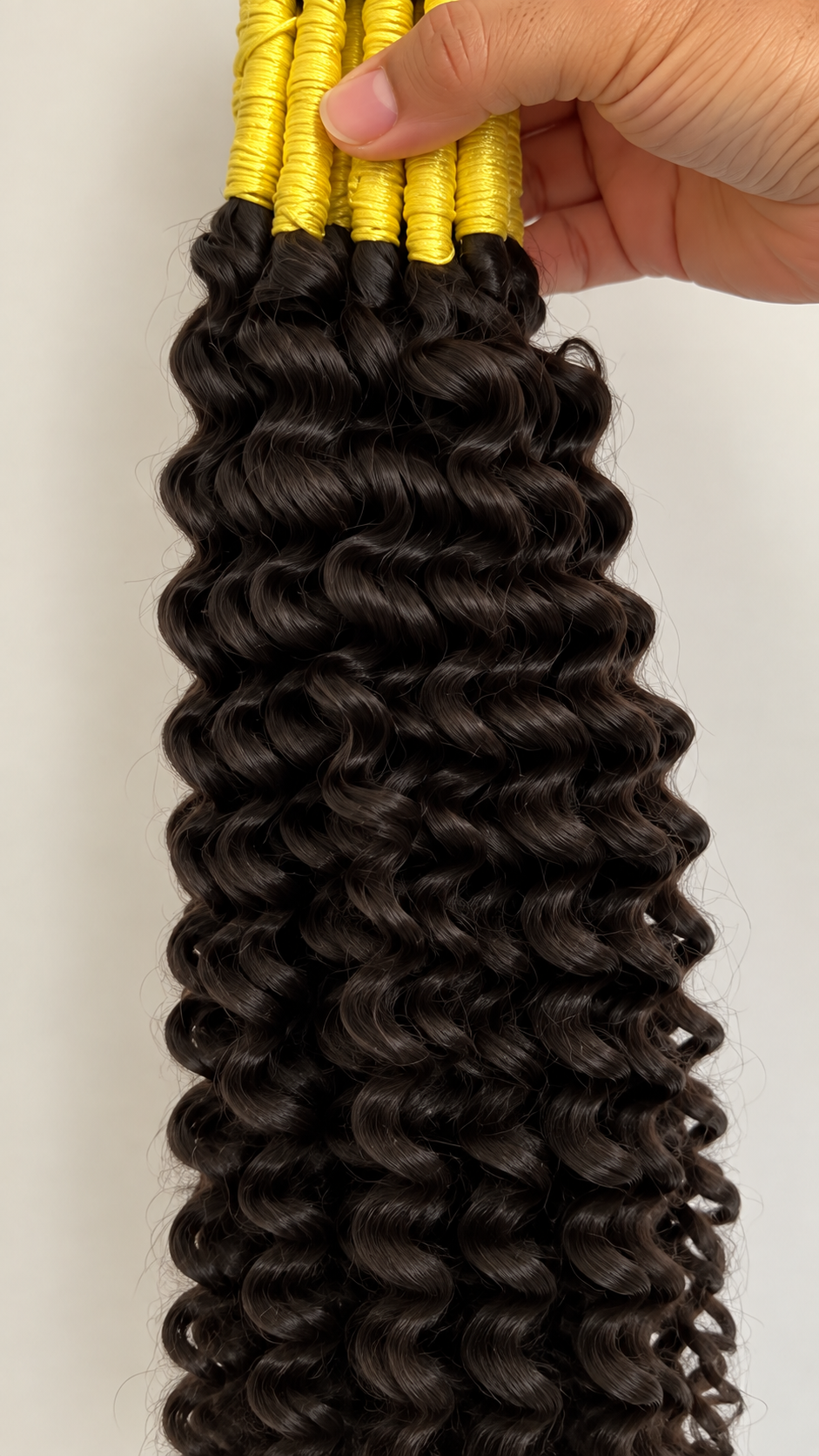 Mega Hair — foto 33 do portfólio Fatinha Martins